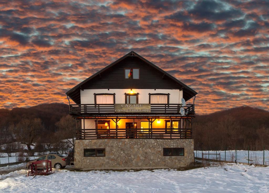 Casa Georgescu Hotel Rîşnov Buitenkant foto