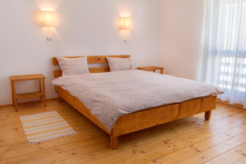 Casa Georgescu Hotel Rîşnov Buitenkant foto